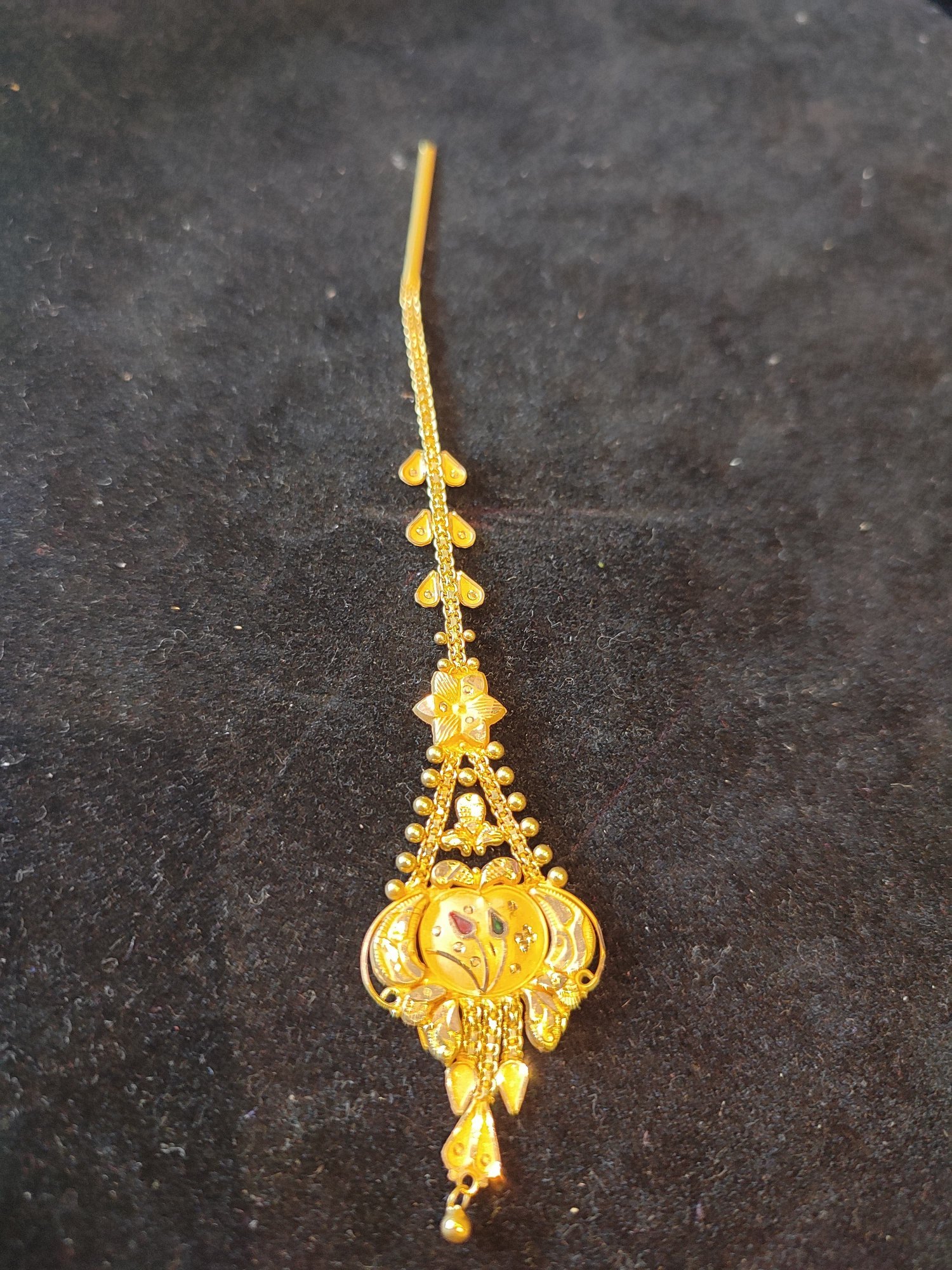 Gold Maang Tikka